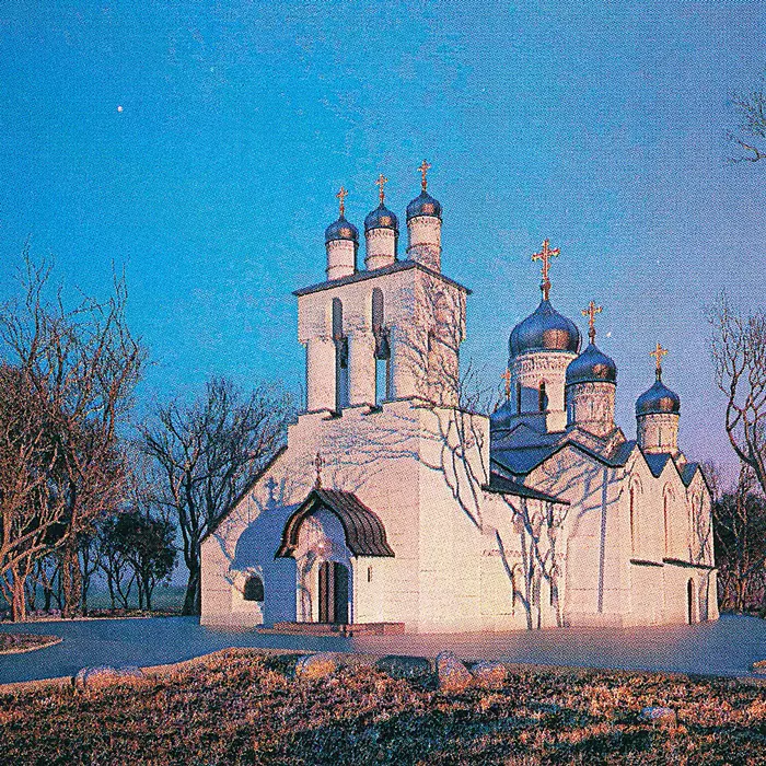 Анонс закладки камня и Креста