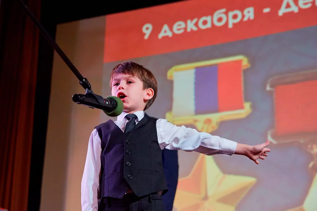 Обществом памяти Стрельнинско-Петергофского десантов