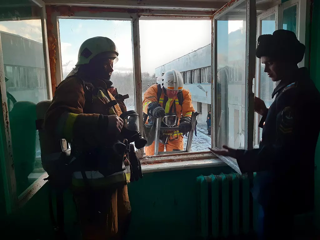 Пожарные учения в университете им. С.О. Макарова