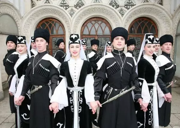 Многонациональный Петербург