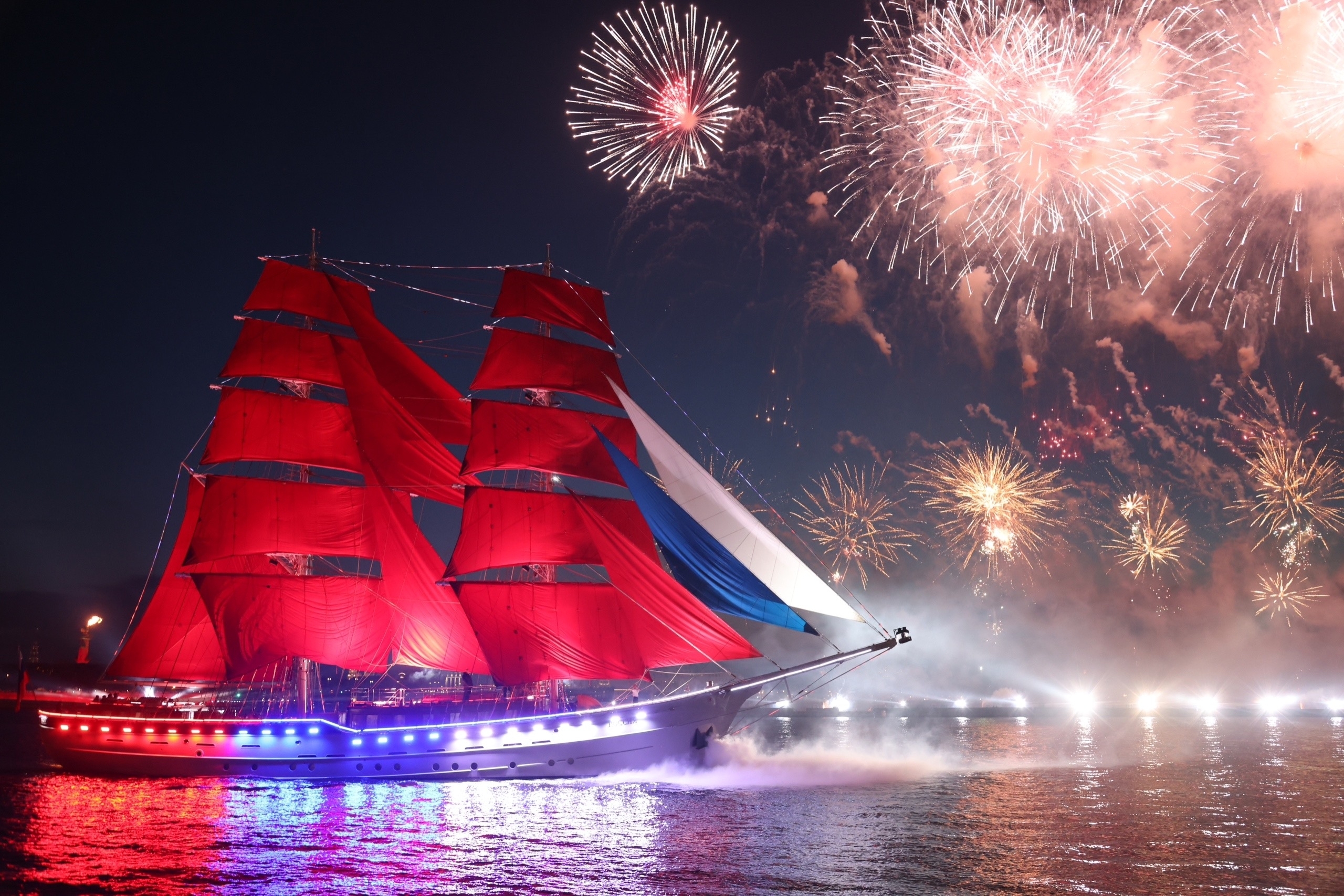 Губернатор назвал дату праздника «Алые паруса»