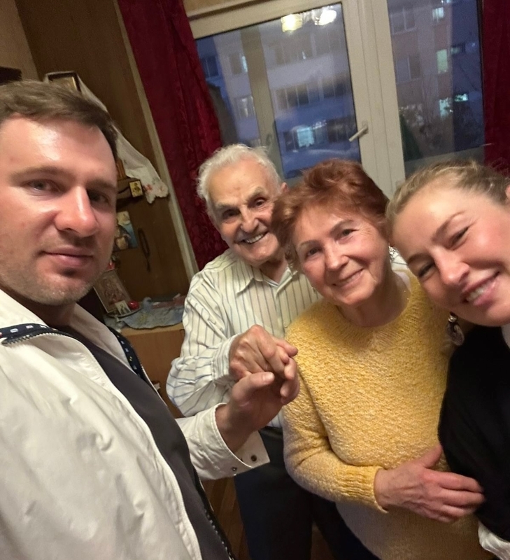 Долгих счастливых лет, Иван Иванович!