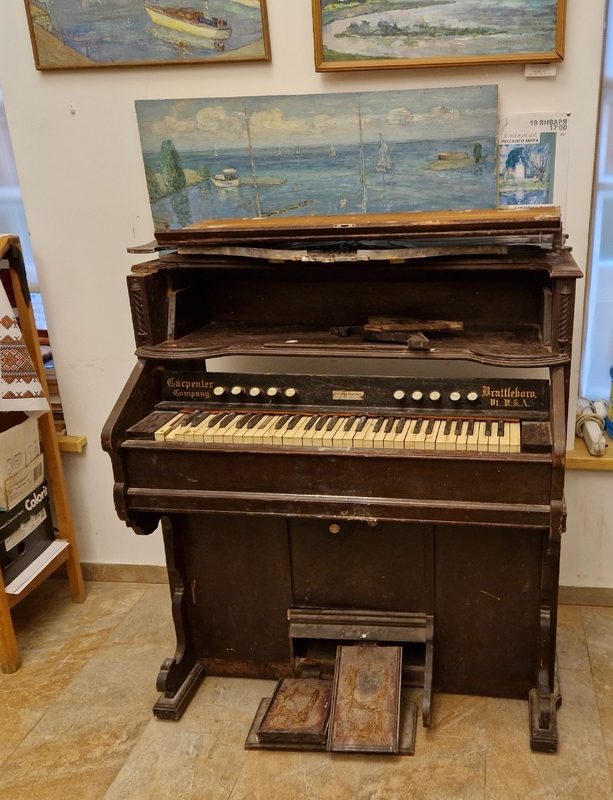 Фисгармония «хорошего тона и солидной работы» появилась в музее «Морская Стрельна»