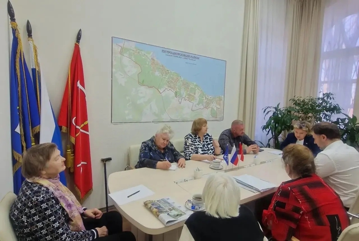 За заслуги перед Стрельной