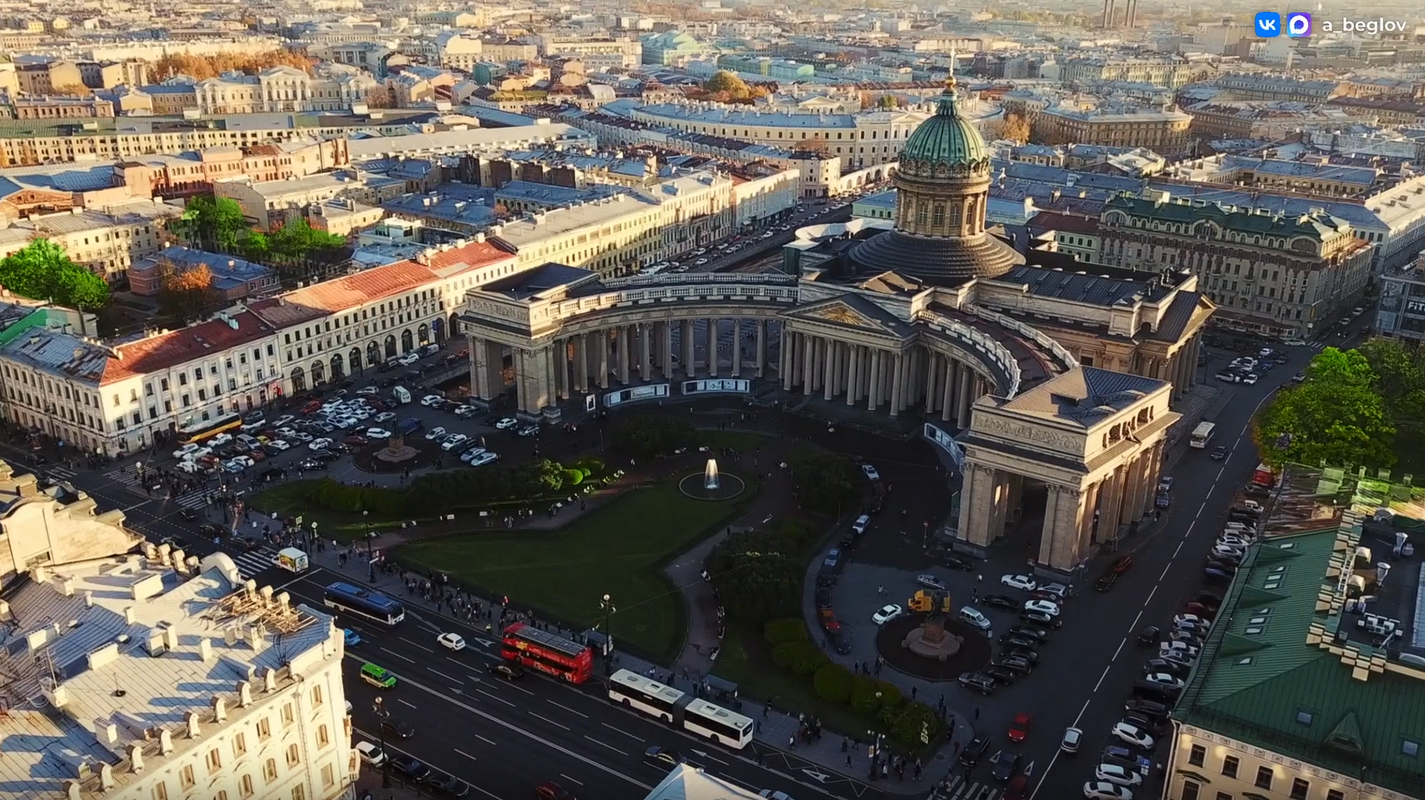 323 года нашему любимому Санкт‑Петербургу.