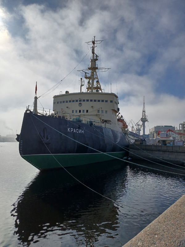 Петербург готовится отпраздновать 330-летие ВМФ России