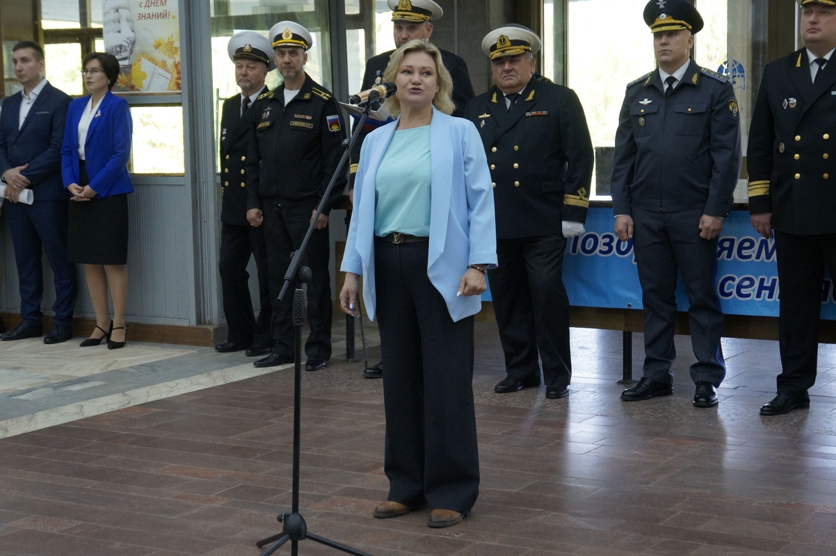 Ирина Климачева поздравила «макаровцев» с Днём знаний