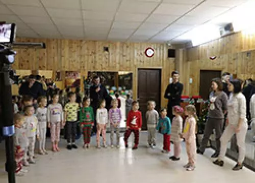 Бальные танцы в пижамах