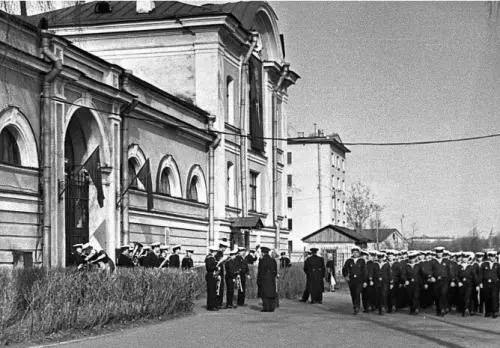 Открытие мемориальной доски бойцам 10-й Краснознаменной Стрелковой Дивизии