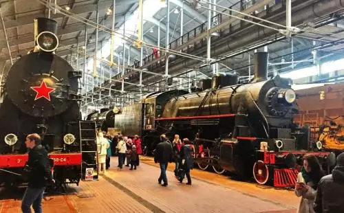 Побывать в Музее железных дорог России
