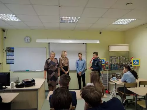 Награждение юного поэта из Петродворцового района