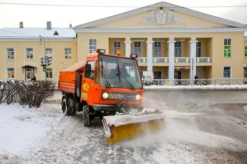 Готовы бороться со снегом и гололёдом