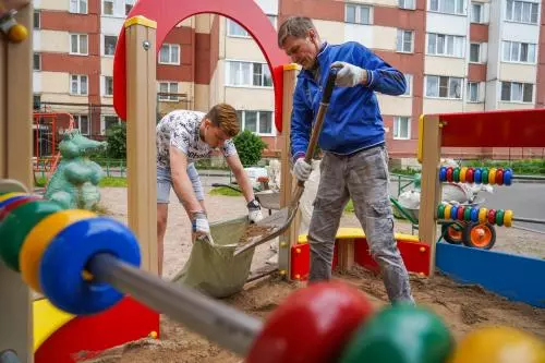 Завоз песка в песочницы Стрельны
