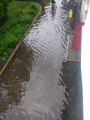 Неудовлетворительное освещение на улице Попова