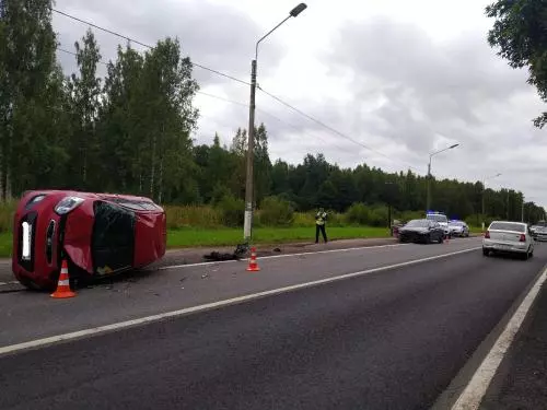 «Хендай» не уступил на развороте