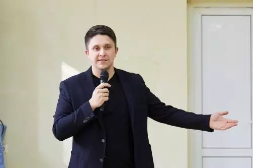 С днём рождения, Артём Викторович!