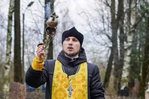 Панихида в день неизвестного солдата