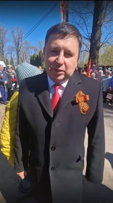 С Днем Победы! Поздравление заместителя главы администрации Петродворцового района Максима Петрова