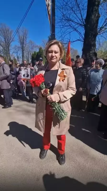 Продолжается праздник Победы в Стрельне, уже — у Львовского дворца