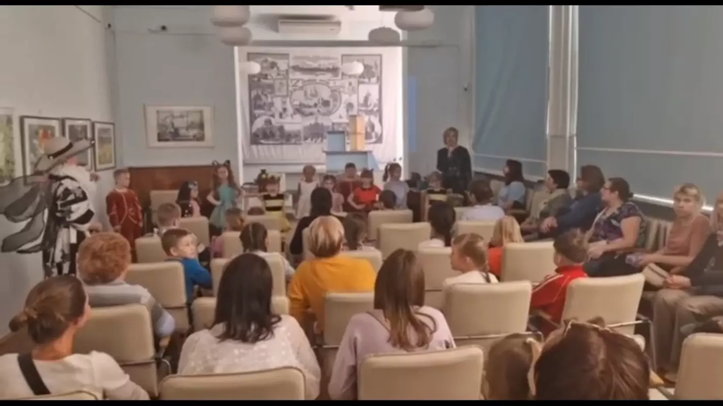 Есть в Стрельне — праздники книг и читателей