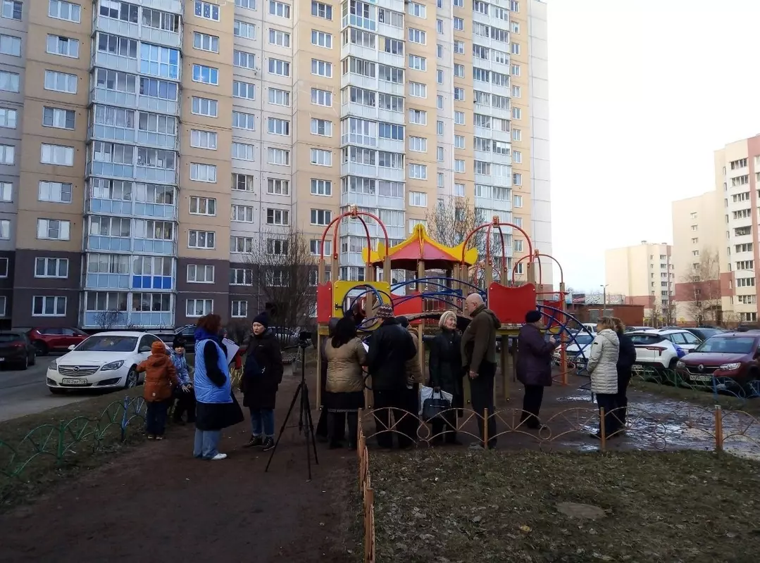 Общественные обсуждения с жителями МКД по улице Львовской дд. 19-21-27/2