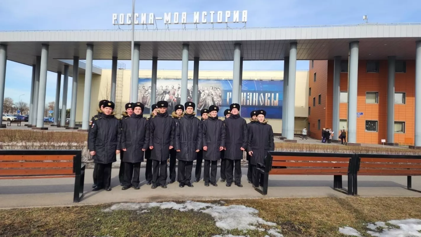 Курсанты ГУМРФ  им. адмирала Макарова посетили форум-концерт «Единство народа»