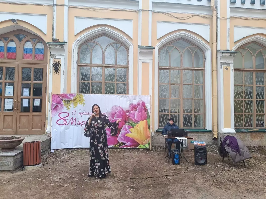 Праздничная акция к Международному женскому дню