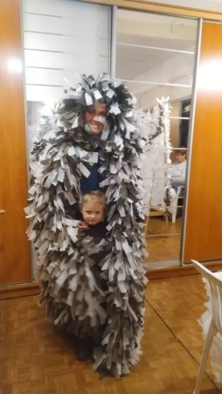 Стрельнинцев приглашают плести маскировочные сети