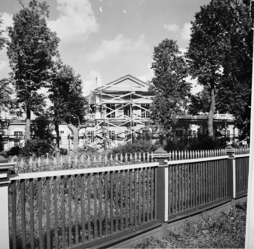 Историческая фотозаметка Стрельны