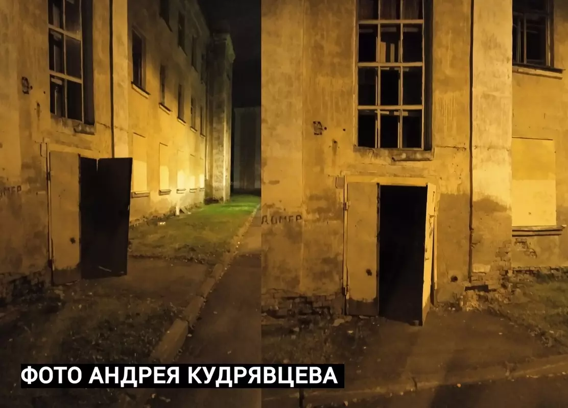 Депутат Руслан Ермоленко и житель Стрельны обращают внимание на соблазнительно брошенный жилгородок