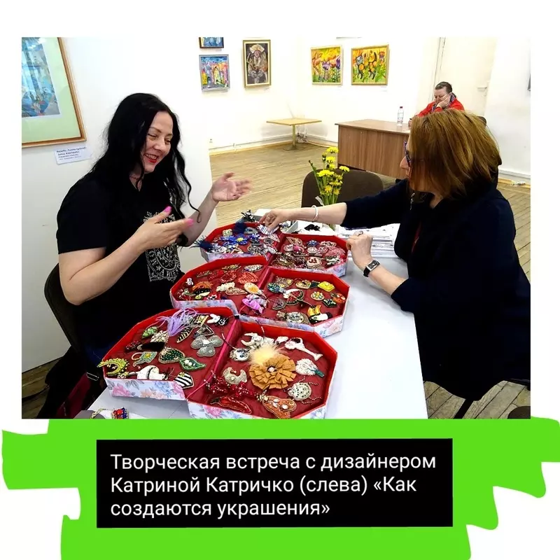 Директор стрельнинской библиотеки Маргарита Агеева приглашает на мастер-класс