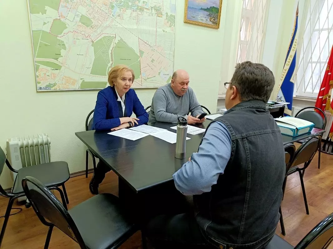 В приёмной депутата ЗАКС Михаила Барышникова ставили злободневные вопросы