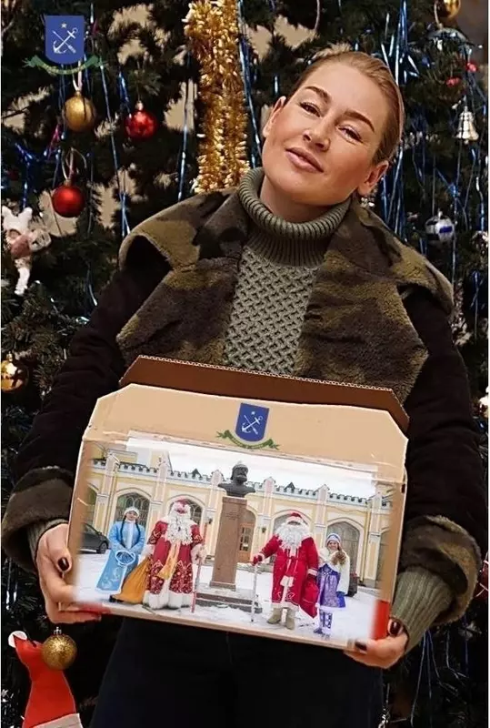 Дорогие стрельнинцы! Поздравляю вас с Новым годом и Рождеством!