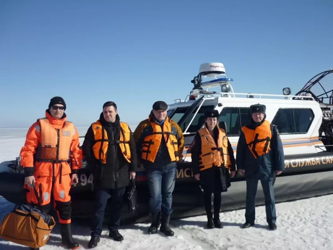 Депутат Елена Сергиеня, сотрудники МЧС, ПСО и ВДПО про рейд на Финском заливе